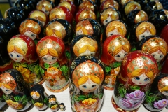 a short break for popular art....Matrjoschka Dolls -