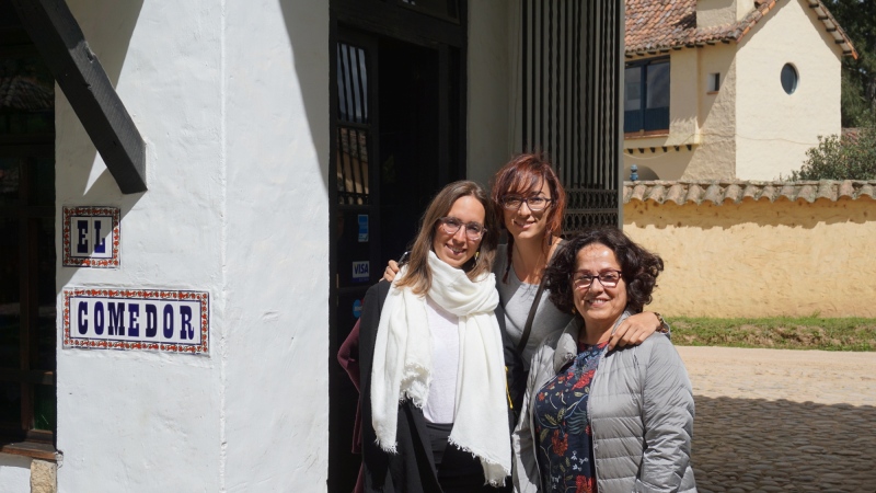 Maria Nelly with Veronika´s daughters Silvana y Karina