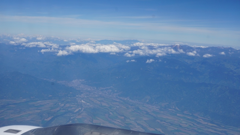 on the right Nevado del Ruíz  5400 m