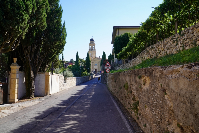 on the way down to "Villa Giona" , looking back to Casterotto church at the hill-top