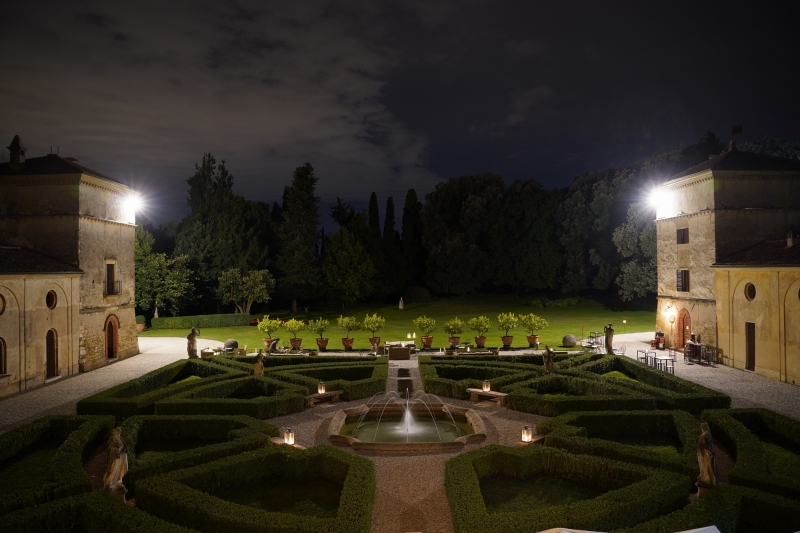 the garden at night, from the terrace