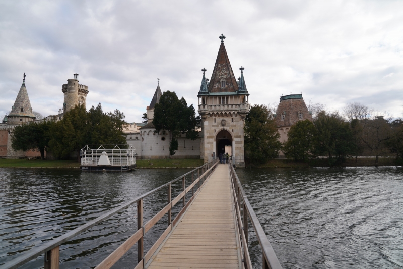 el castillo "Franzensburg"