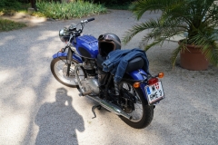 Finally,  1st ride with H.M.  Elisabeth III  ( Triumph Tiger TR6, 650,  1963 )