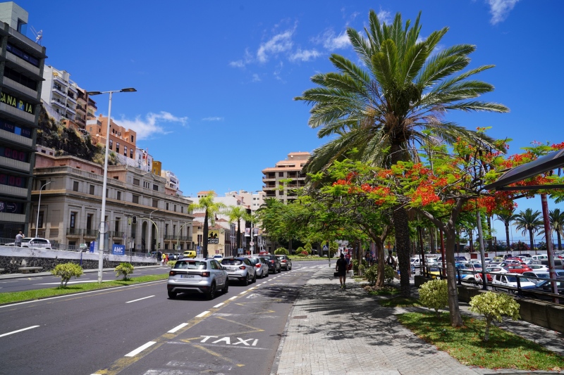 Entering Santa Cruz de La Palma