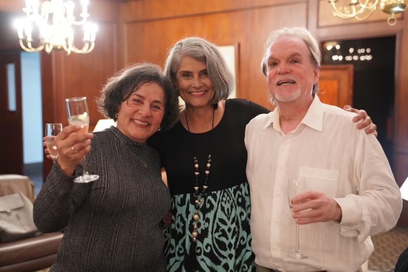 Paty, Marta y Leonardo