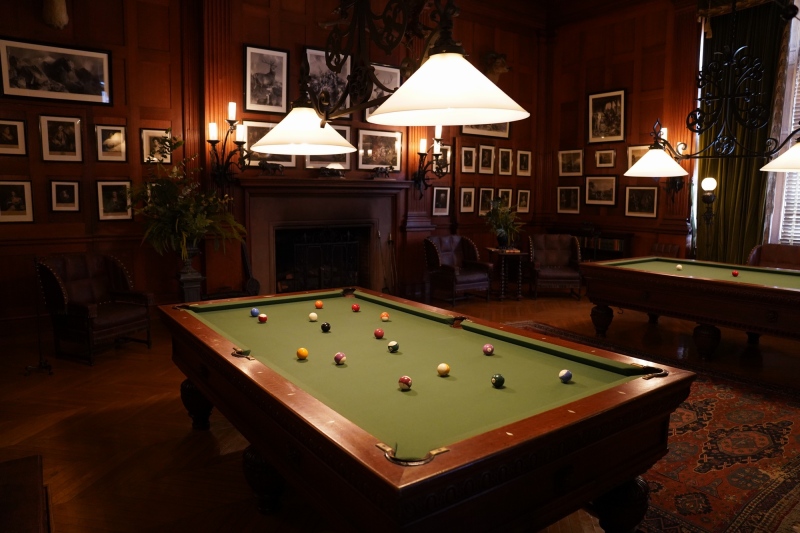 The Gentleman´s room. Ladies, please stay away to avoid smoke getting in your eyes