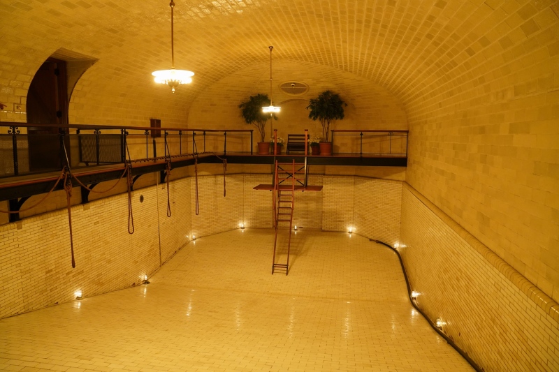 Indoor-Pool, State-of-the-Art 1895
