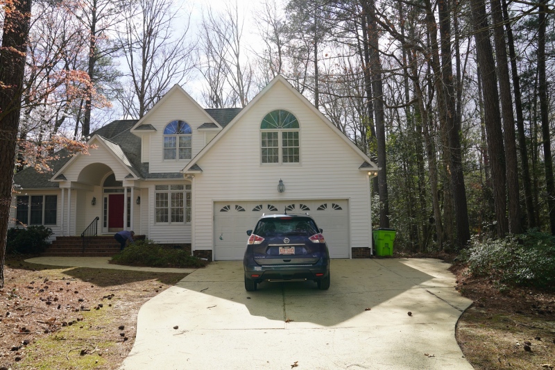 207 Colombine Crossing