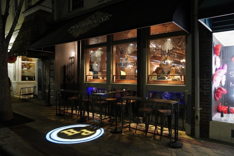 Pourhouse