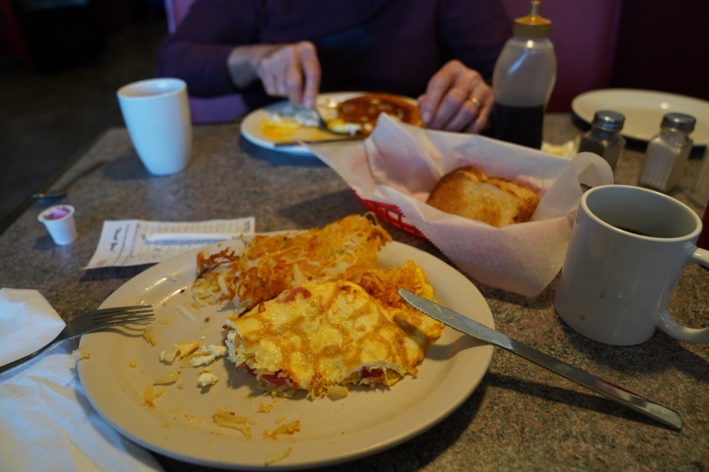 March 19th, Beakfast with Vernon at Miki´s