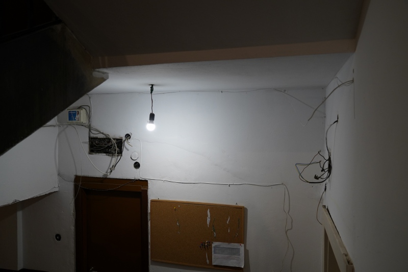 Cables, communist style