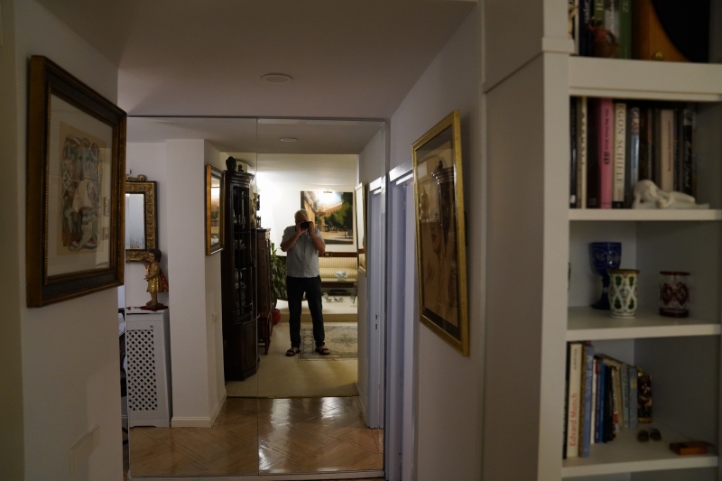 Mirror with photographer