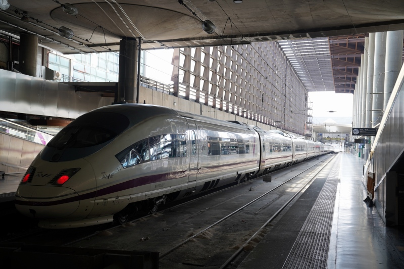 High Speed Train