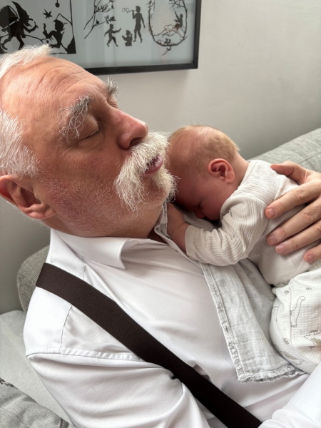 Robert with grandson Nico beneath Frieda´s paper silhouttes from the Sixties