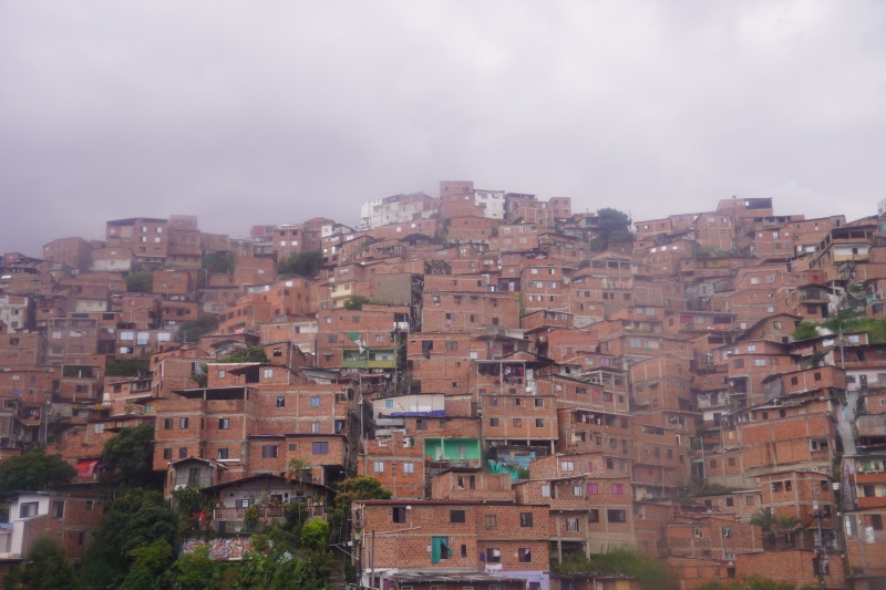 Barrio en la loma,