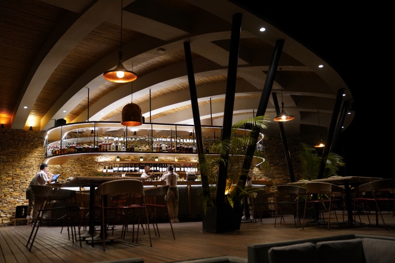 The Brown-Restaurante en el lago