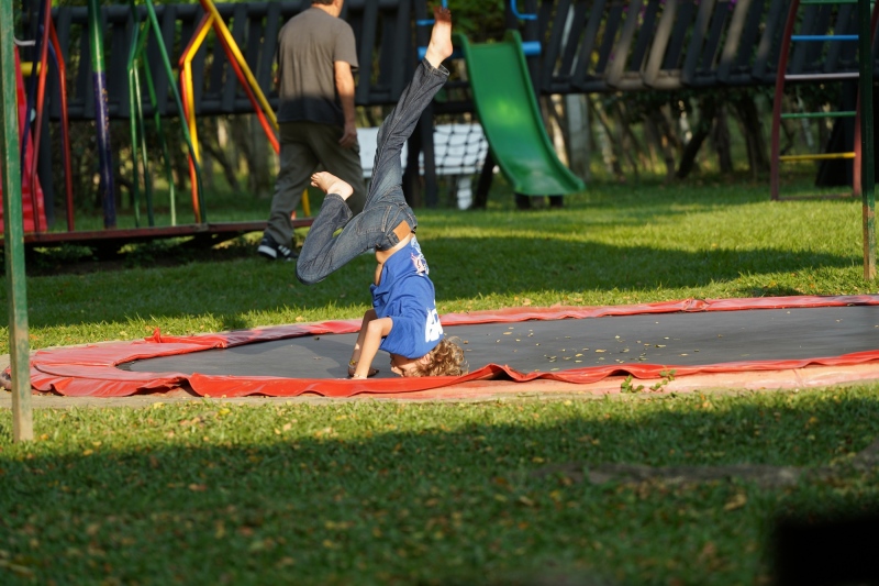 Esteban mostrando su proeza