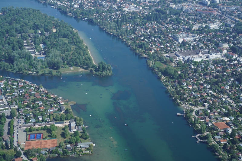 Alte Donau ( Old Danube ), old River arm turned into a lake in 1970