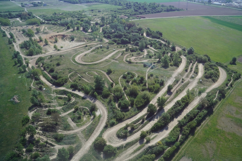 Pista de Moto-Cross cerca del aeropuerto