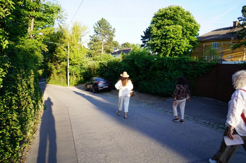 Am Weg zum Auto, die nüchterne Camila wird uns nach Hause chauffieren