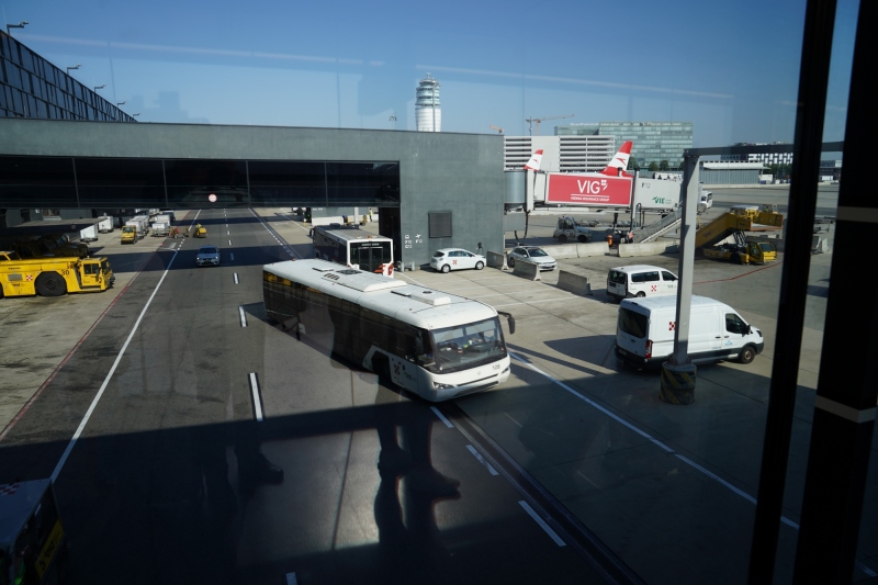 Crossing the bridge to the airplane in Vienna