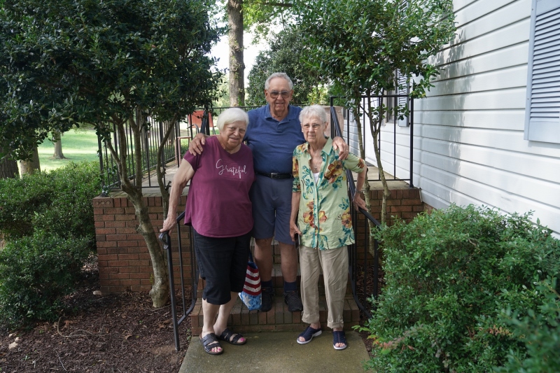 Penny, Vernon and Janice leaving the Winery