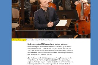 2026-01-01 Yannick NS, mit lackierten Nägelchen und Flinserl ( am anderen Ohrläppchen ), da hab´ ich mir wieder was entgehen lassen