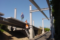 048.gws Plattenmontage bei Kaiserwetter